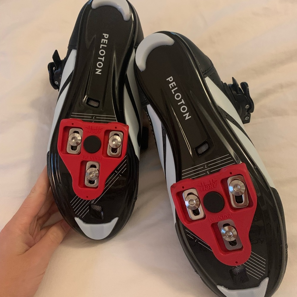 Peloton 40 shoes